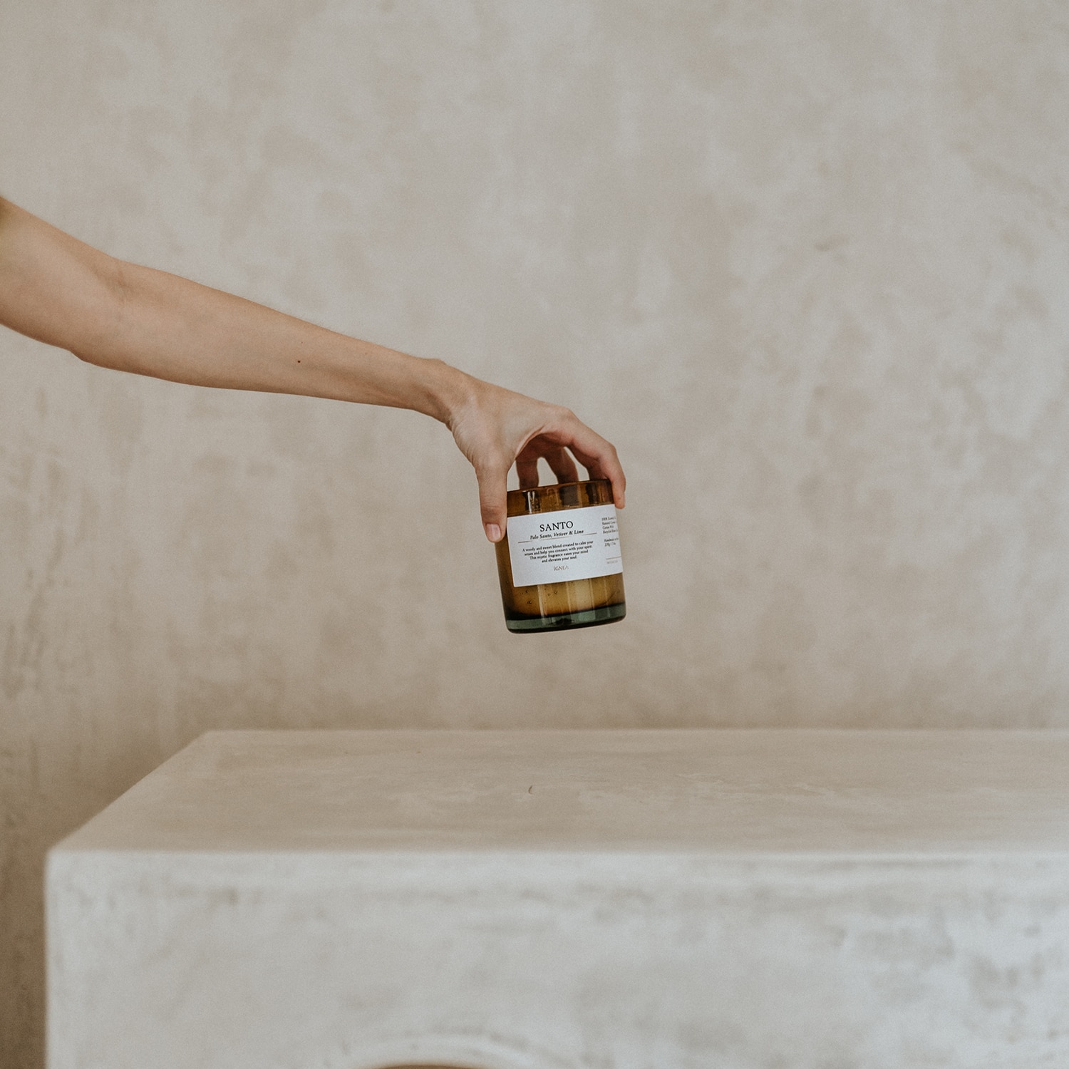 SANTO NATURAL CANDLE (VELA AROMÁTICA NATURAL)